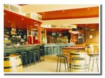 Nightcap At Queens Beach Hotel Bowen Exterior photo